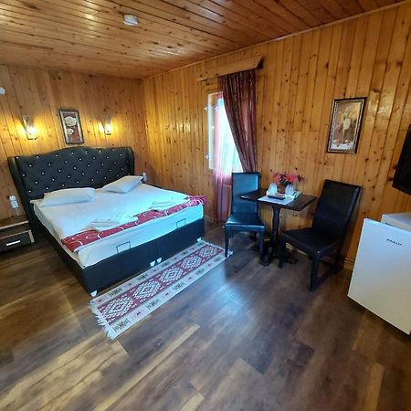 La Cristina Hotel Синая Екстериор снимка